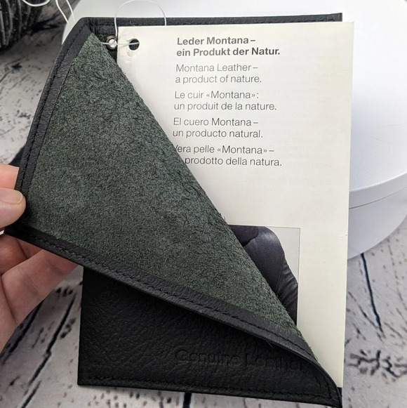 90s BMW Montana leather dealer sample, black, 12pgs, 3/94 RARE - Picture 7 of 11